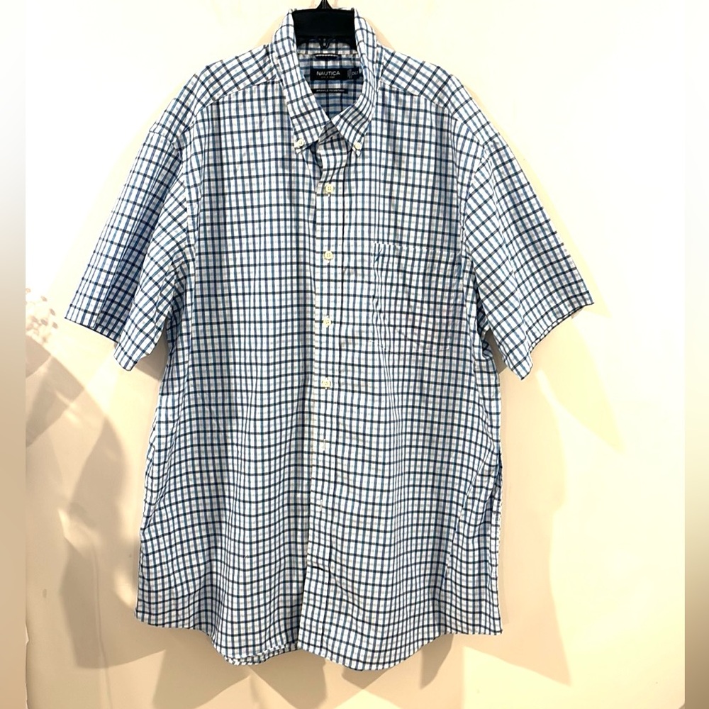 ⚓️ Nautica Men’s Size 2XLT BLUE/White Button Down Short Sleeve Shirt 100% Cotton